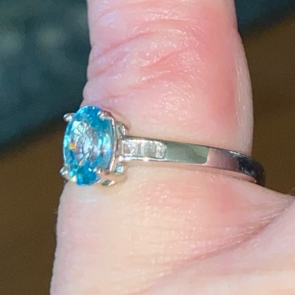 NWT Cambodian Blue Zircon & Diamond Ring in Platinum over .925 Sterling Silver! - Picture 7 of 9